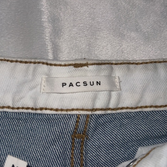 PacSun Mom Jean Shorts - Picture 2 of 4